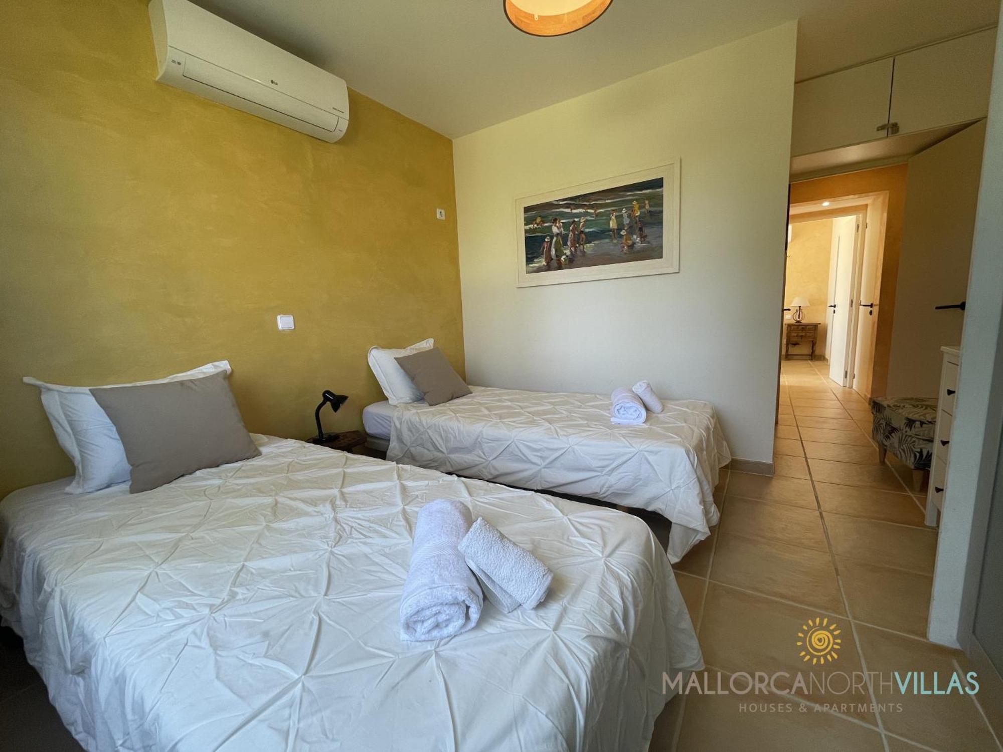 Casa Del Sol Lovely Spacious Family Apartment Port de Pollença